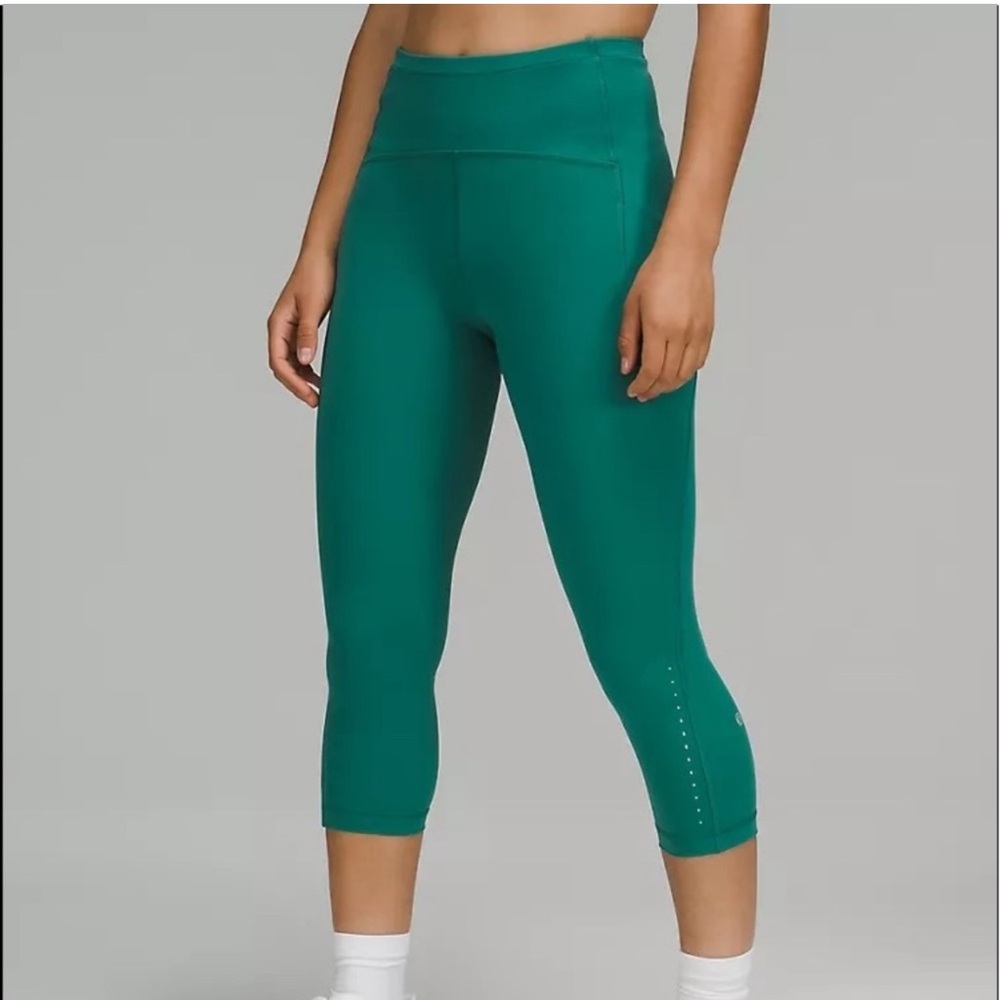 NEW! LULULEMON Size 2 Swift Speed HR Crop 21” Teal Lagoon